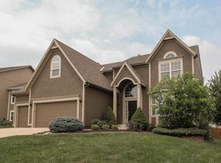 21710 W 100th St, Lenexa, KS 66220