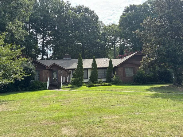 1609 Canterbury Rd, Tarboro, NC 27886
