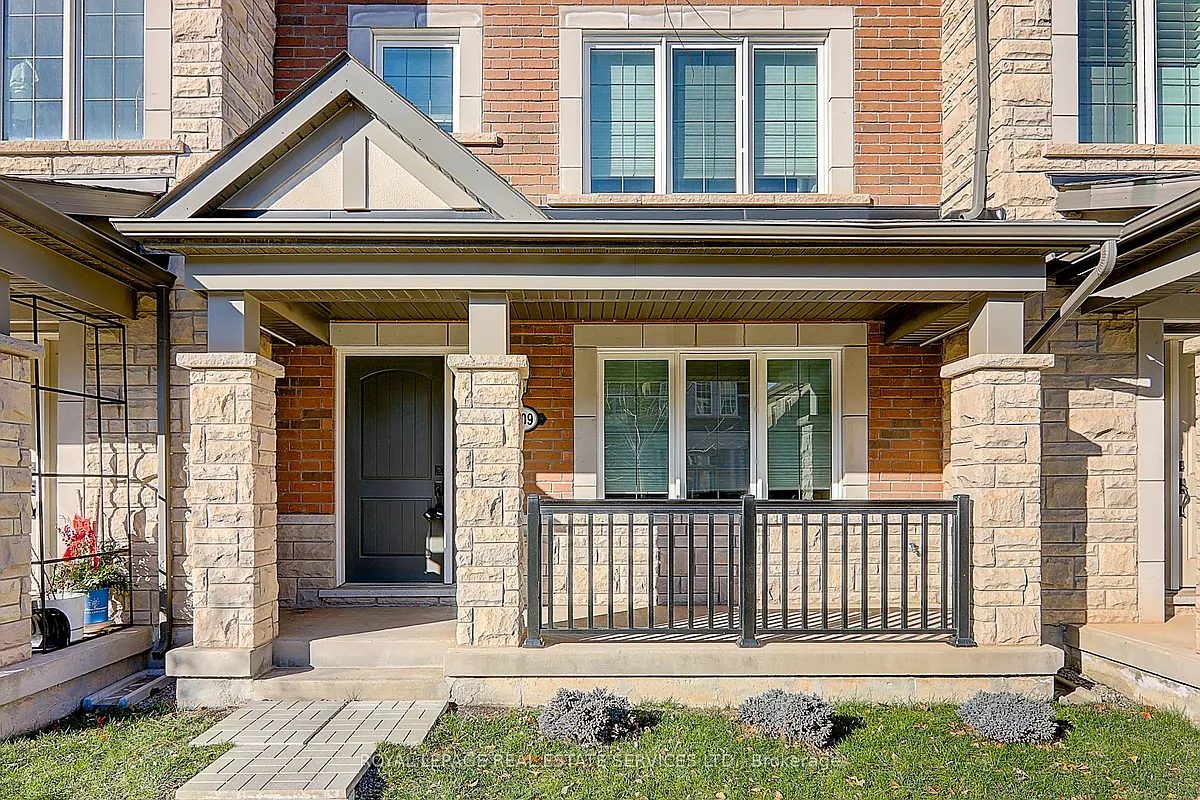 Building Photo - 409 Switchgrass St
