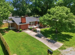 1819 Hamilton Ave, South Pittsburg, TN 37380