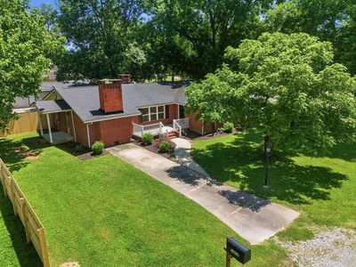 1819 Hamilton Ave, South Pittsburg, TN, 37380