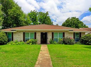 5418 Candlemist Dr, Houston, TX 77091