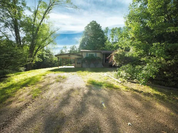 660 MOUNTAIN TOP RD, Marble, NC 28905