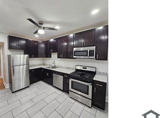 6732 S Prairie Ave #1, Chicago, IL 60637