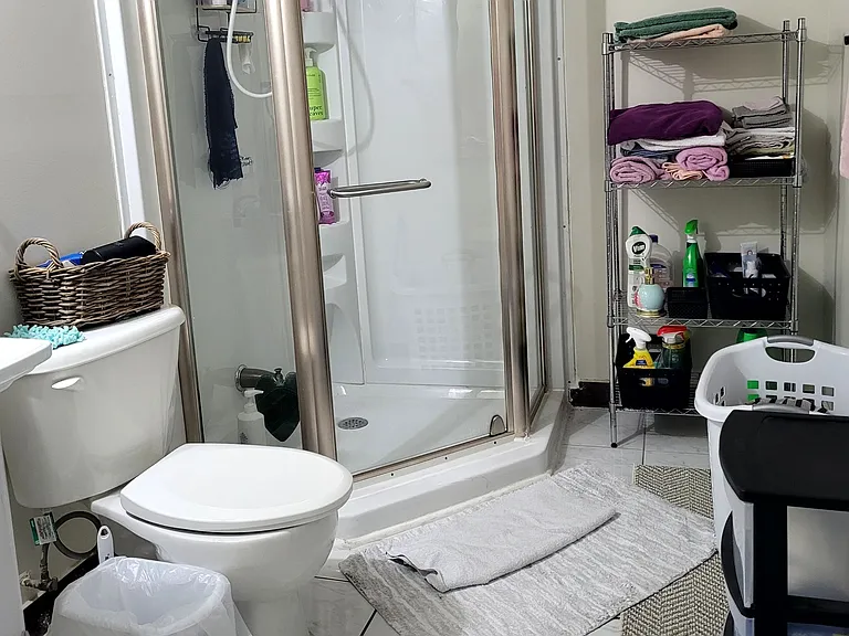 1374 Charles Dr #UPPER — Photo 28