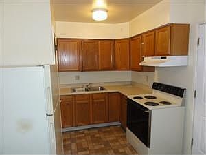 2nd image of 1753 Grand Ave