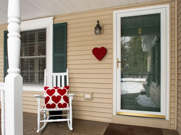 8 Shiretowne Common Drive #60, Kennebunk, ME 04049