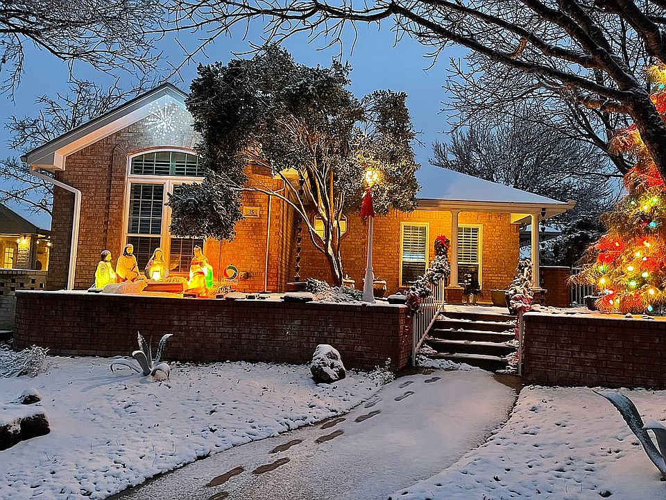 1st image of 15 Southridge Dr
