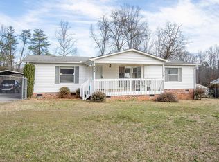 484 Old Hunts Bridge Rd, Greenville, SC 29617