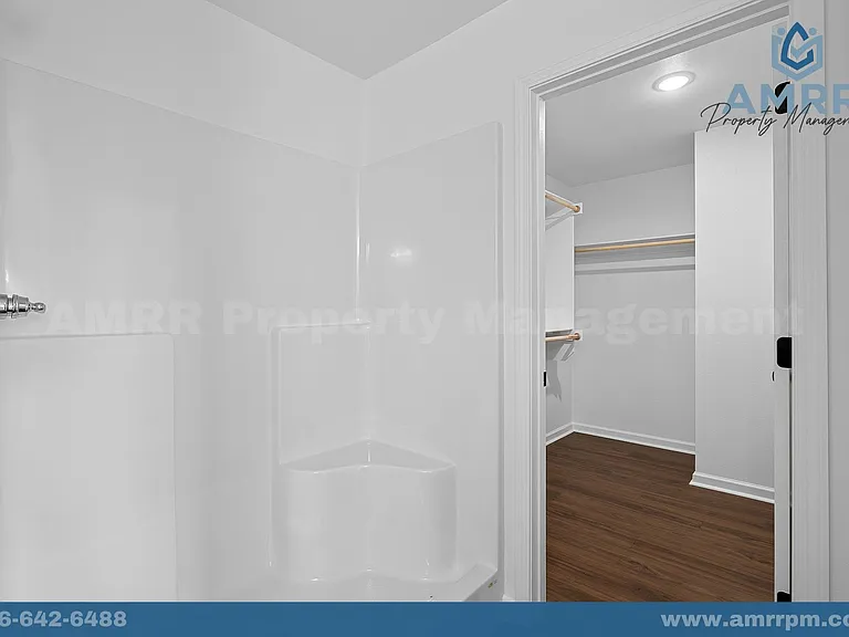 201 SW Vicki St — Photo 6