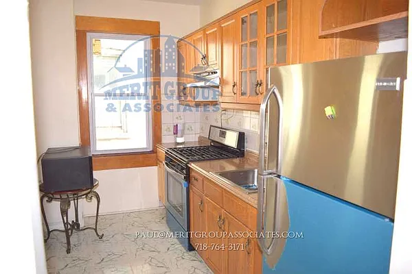 Rented by Merit Group & Associates | media 9