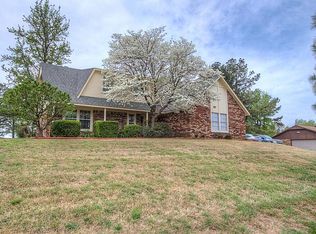 24010 E King Ct, Broken Arrow, OK 74014