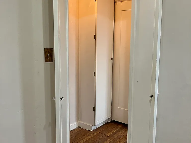 635 N Orange Dr #2 — Photo 14