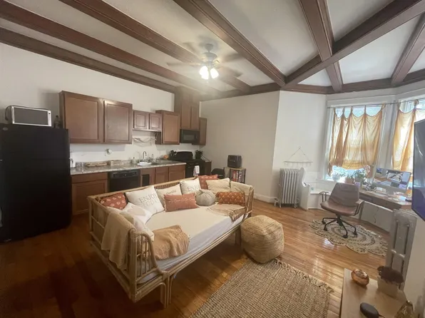 2415 Maplewood Ave, Cincinnati, OH