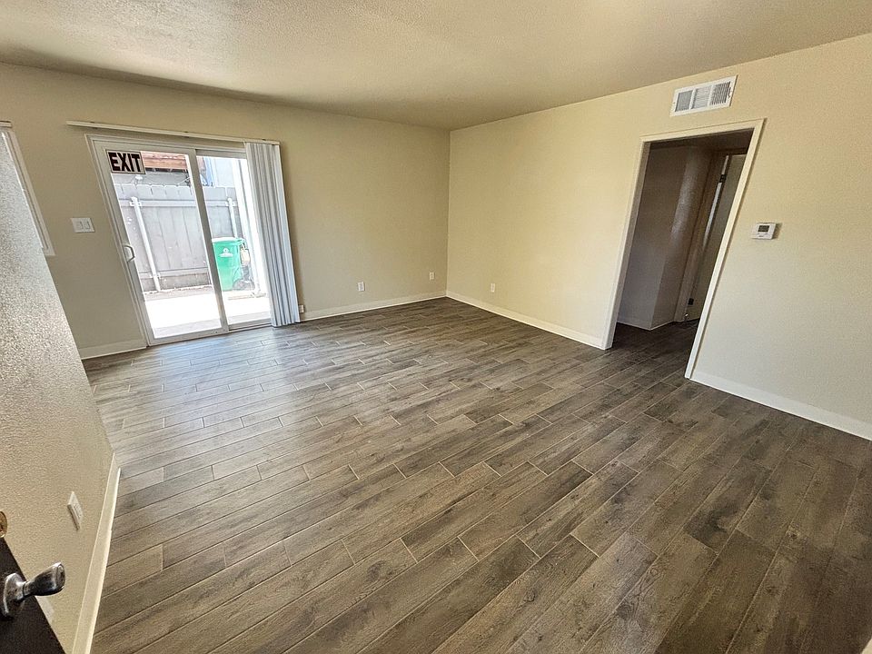 1st image of 8714-20 Hurlbut St #8714