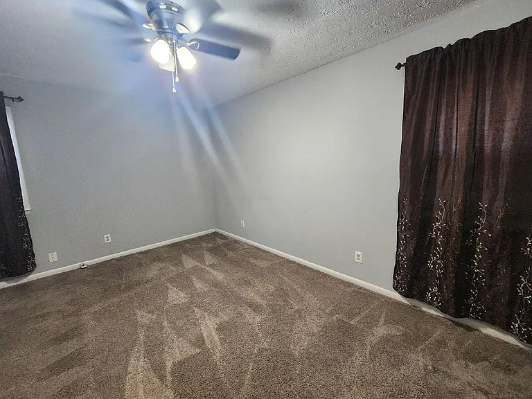 2296 Ridge Manor Dr — Photo 13