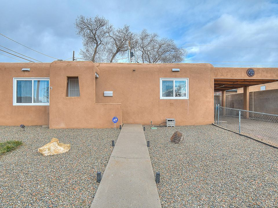 1st image of 3534 Altez St NE