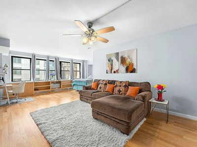 330 3rd Ave APT 15J, Manhattan, NY, 10010