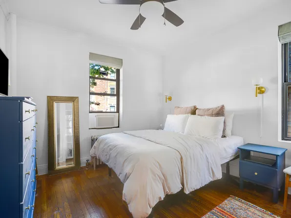 24-75 38th Street image 8 of 15