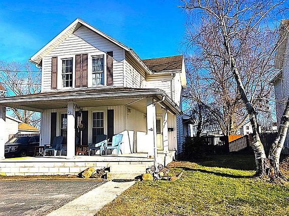 4th image of 221 Broad St