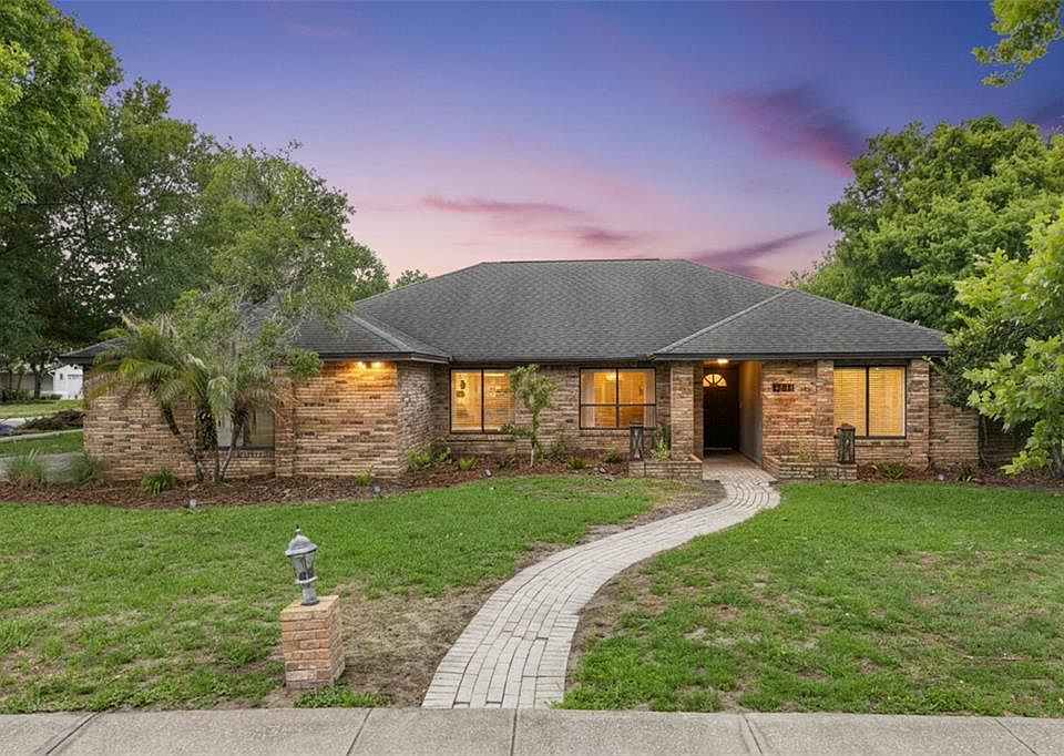 1st image of 8617 AMBER OAK COURT