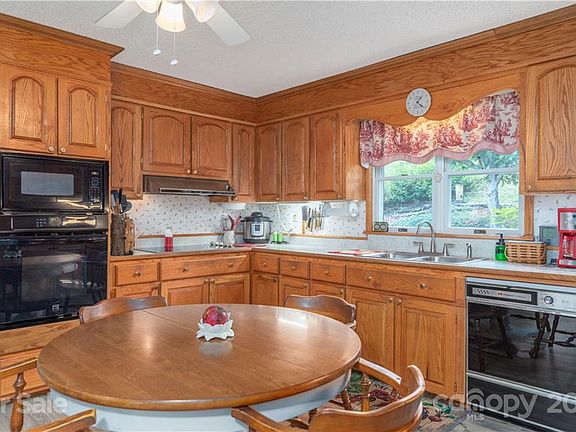 5th image of 282 Orion Davis Rd