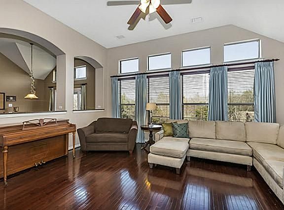 4th image of 2380 Desert Falls Ln