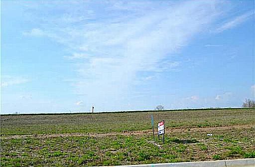 1st image of 7925 Spring Creek Dr