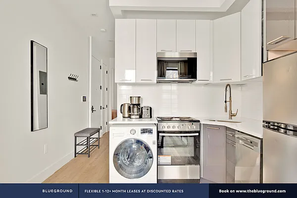 Rented by The Blueground | media 14