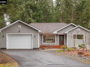 9801 Lone Wolf Dr, Juneau, AK 99801