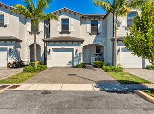 20433 NW 4th Ct, Miami Gardens, FL 33169