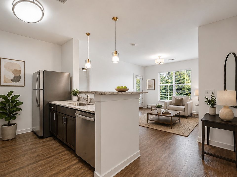 1st image of 414 Rosedale Ave #310