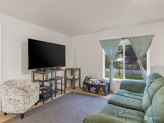 5th image of 33321 89th Ave Court S