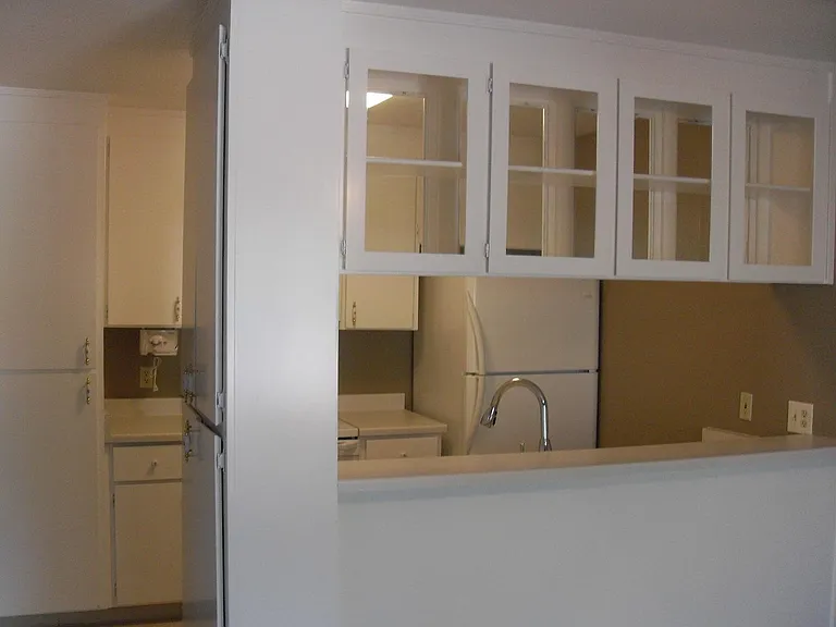 301 Tradewinds Dr — Photo 5