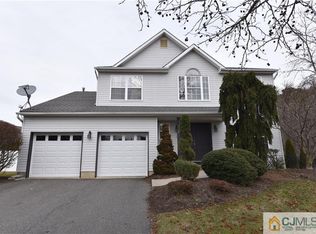 16 Claire Ct, Old Bridge, NJ 08857