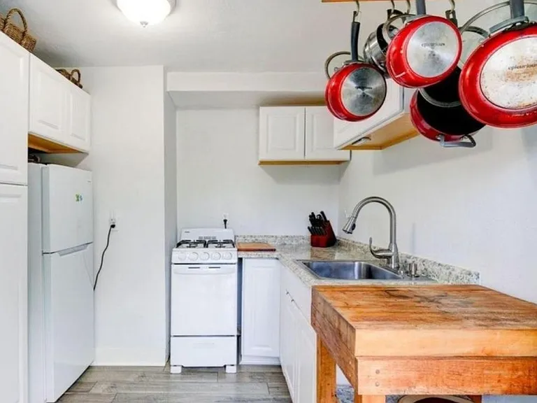 2230 Pomona Ave #B — Photo 6