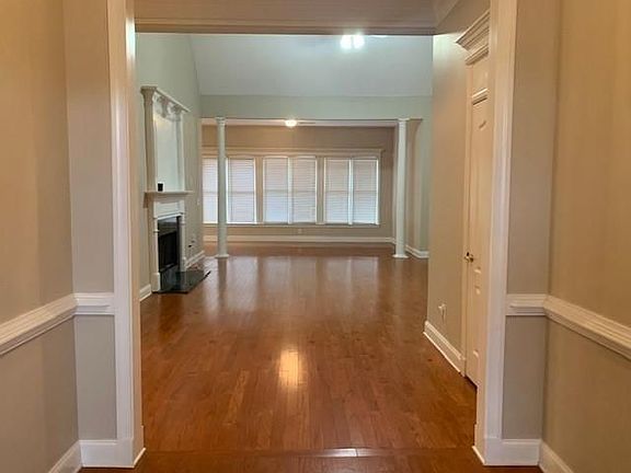 4th image of 2543 Harman Park Cir