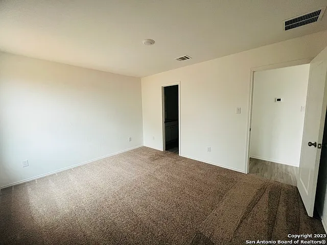 9268 James Bowie — Photo 10