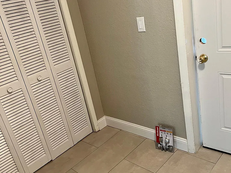 1515 Lexington Ave #1515 — Photo 6