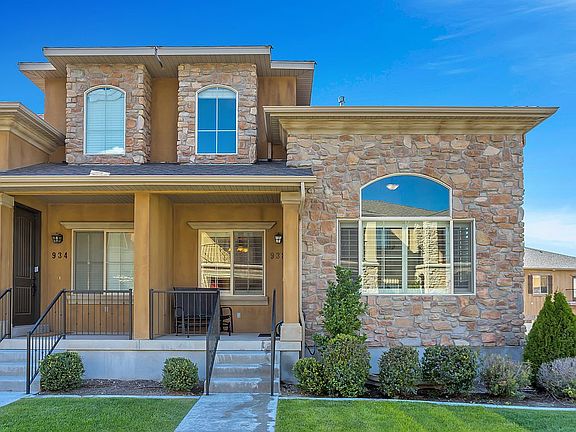 Town Home Front View #2