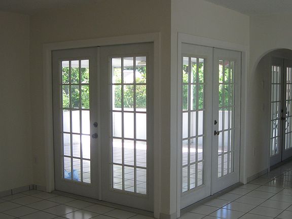Family Room/ Dining Room