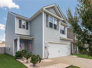 9120 Maidenhair Ct, Charlotte, NC 28215