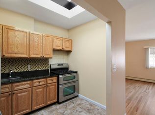 5 McKibbin Ct, Brooklyn, NY 11206