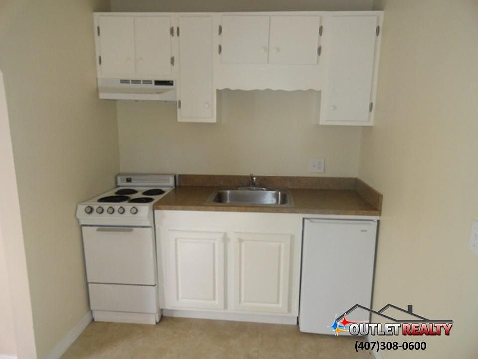 1st image of 718 Putnam Ave APT B