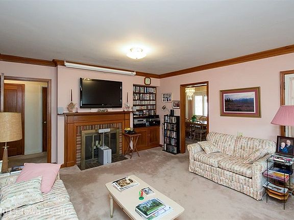 2nd image of 903 N C St