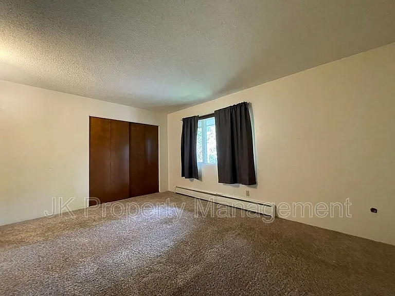 1110 2nd Ave S #5 — Photo 6