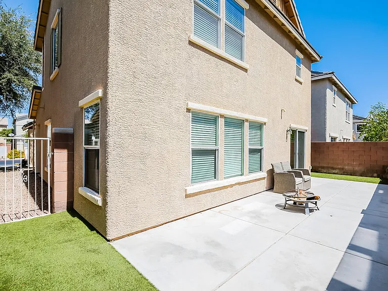 25 Copper Pine Ave — Photo 17