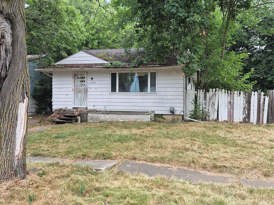 1st image of 2952 Wolcott St