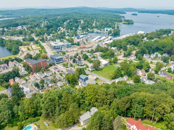 12 Hill Street, Laconia, NH 03246