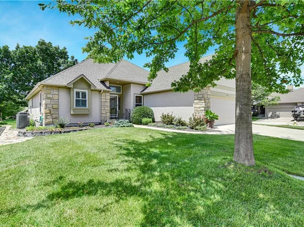 4100 SW James Younger Dr, Lees Summit, MO 64082